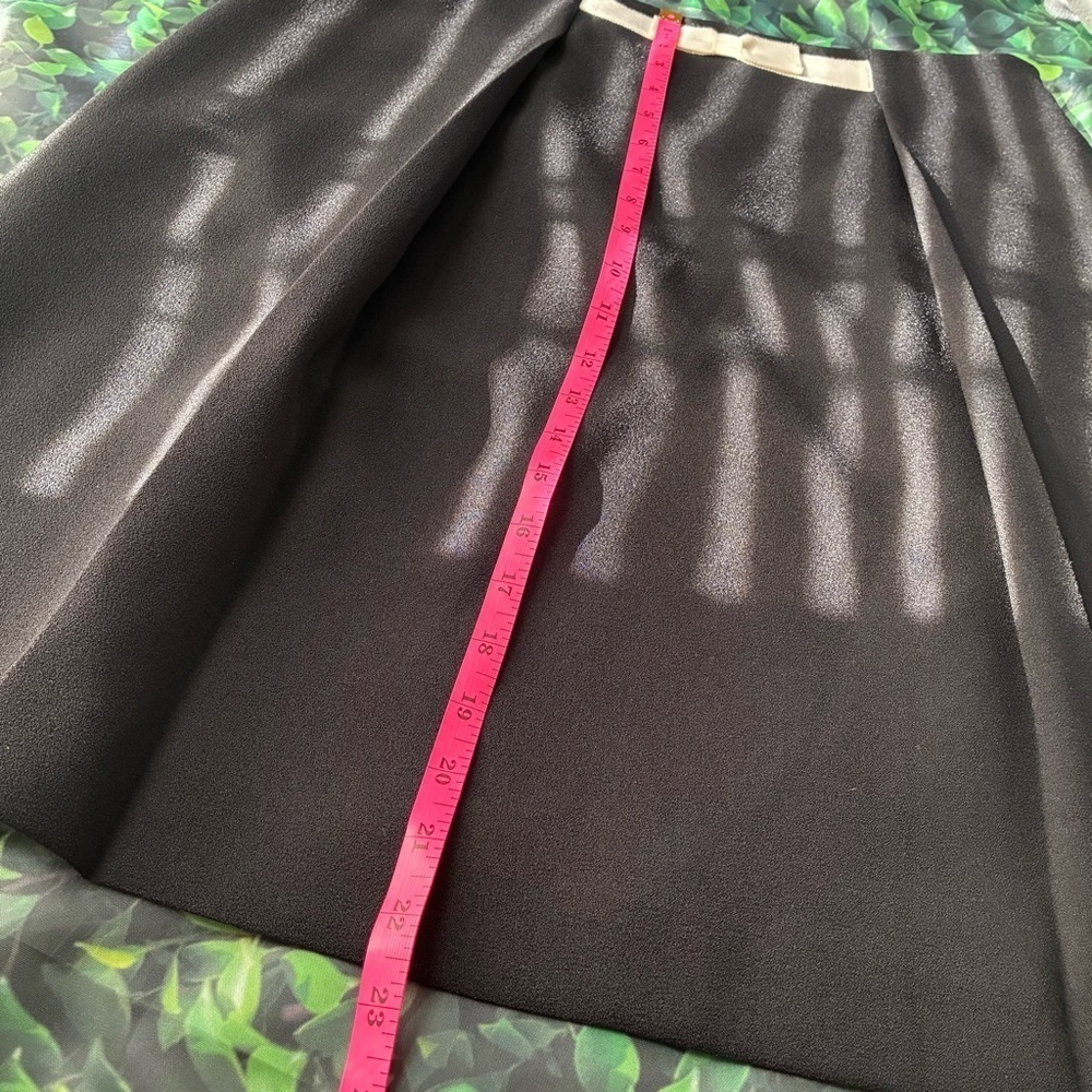 Tahari bow skirt - Picture 6 of 6